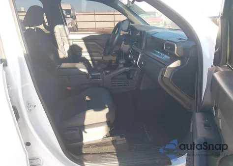 2024 Toyota Tacoma Sr5 z USA, uszkodzony, nr VIN 3TMKB5FN6RM004213